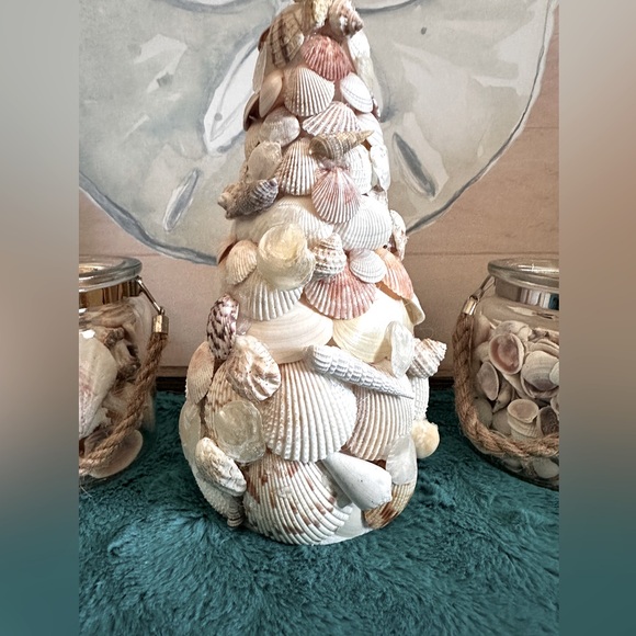 Handmade Sea Shell Tree with Starfish Topper - Picture 5 of 6